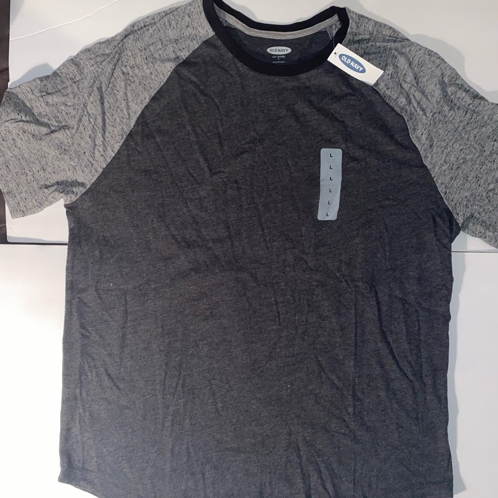 NWT Old Navy men’s tee Large